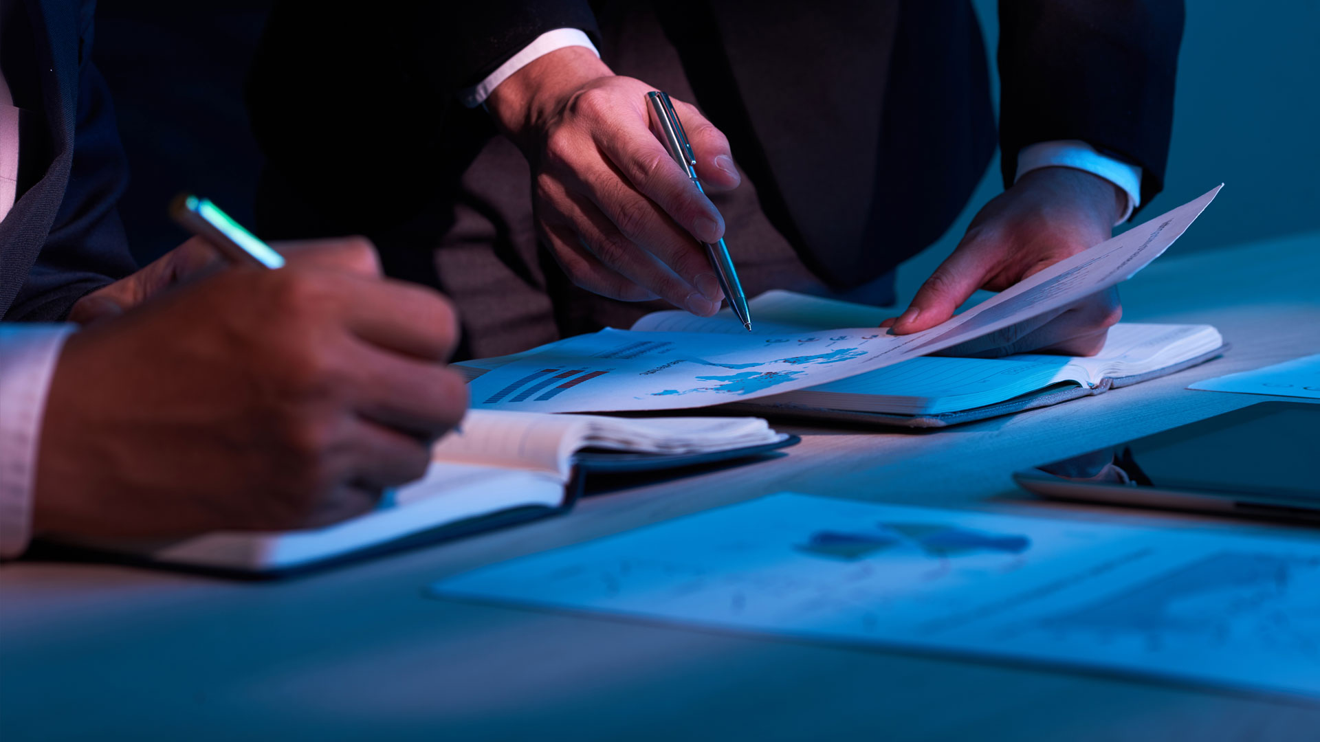 Fotografia sobre el gestor financiero